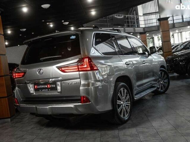 Лексус ЛХ, объемом двигателя 0 л и пробегом 140 тыс. км за 65500 $, фото 2 на Automoto.ua