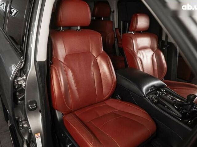 Лексус ЛХ, объемом двигателя 0 л и пробегом 140 тыс. км за 65500 $, фото 24 на Automoto.ua