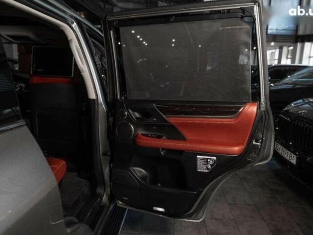 Лексус ЛХ, объемом двигателя 0 л и пробегом 140 тыс. км за 65500 $, фото 19 на Automoto.ua