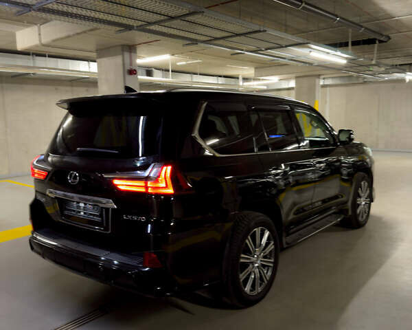 Лексус ЛХ, объемом двигателя 5.7 л и пробегом 168 тыс. км за 62800 $, фото 9 на Automoto.ua