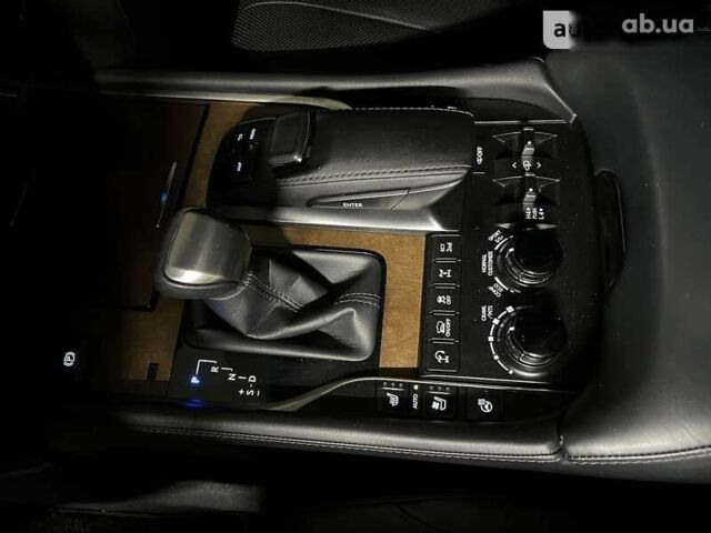 Лексус ЛХ, об'ємом двигуна 4.5 л та пробігом 152 тис. км за 58500 $, фото 29 на Automoto.ua