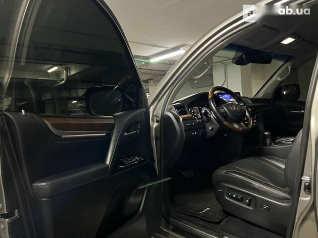 Лексус ЛХ, об'ємом двигуна 4.5 л та пробігом 152 тис. км за 58500 $, фото 14 на Automoto.ua
