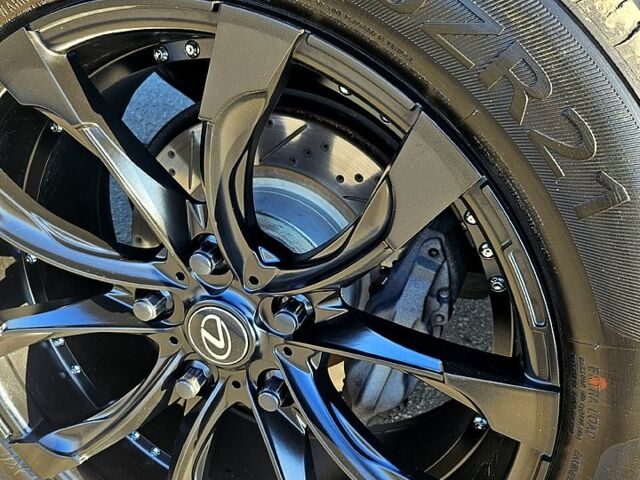 Лексус ЛХ, объемом двигателя 45 л и пробегом 127 тыс. км за 64999 $, фото 4 на Automoto.ua