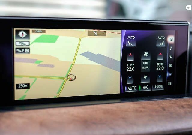 Лексус ЛХ, об'ємом двигуна 4.5 л та пробігом 68 тис. км за 72011 $, фото 27 на Automoto.ua
