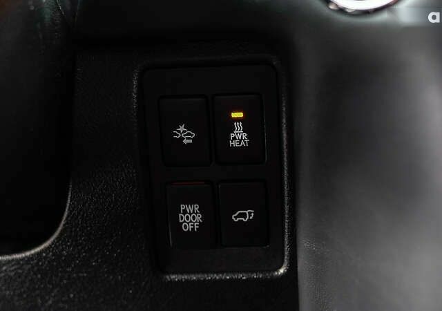 Лексус ЛХ, об'ємом двигуна 4.5 л та пробігом 139 тис. км за 64224 $, фото 25 на Automoto.ua