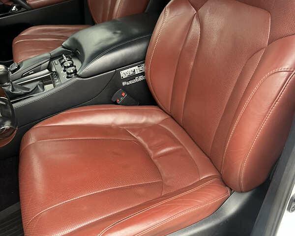 Лексус ЛХ, об'ємом двигуна 4.5 л та пробігом 119 тис. км за 63000 $, фото 17 на Automoto.ua
