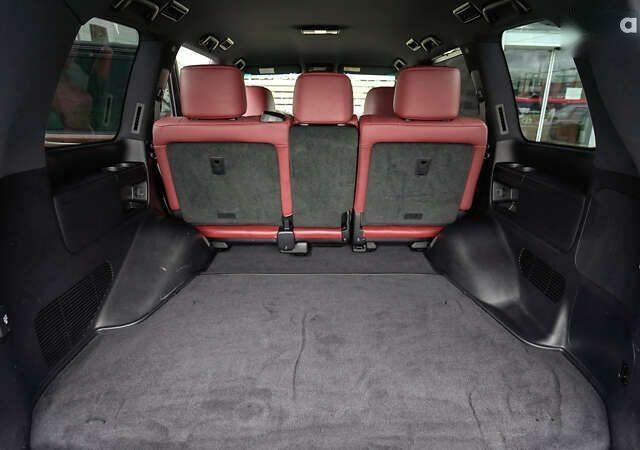 Лексус ЛХ, об'ємом двигуна 4.5 л та пробігом 68 тис. км за 72011 $, фото 9 на Automoto.ua