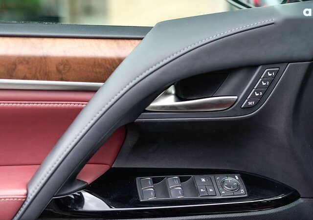 Лексус ЛХ, об'ємом двигуна 4.5 л та пробігом 68 тис. км за 72011 $, фото 16 на Automoto.ua