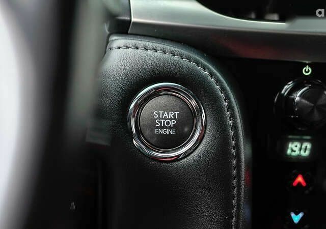 Лексус ЛХ, об'ємом двигуна 4.5 л та пробігом 139 тис. км за 64224 $, фото 26 на Automoto.ua