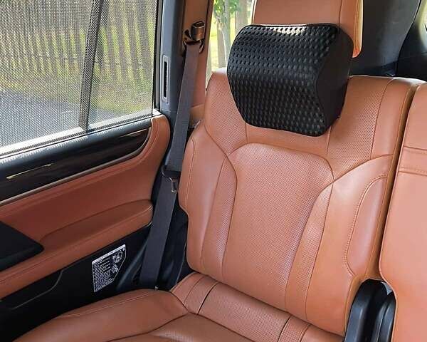 Лексус ЛХ, объемом двигателя 4.46 л и пробегом 54 тыс. км за 74654 $, фото 31 на Automoto.ua