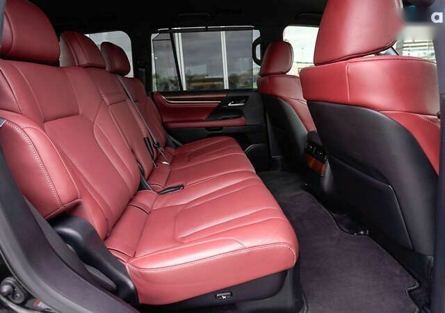 Лексус ЛХ, об'ємом двигуна 4.5 л та пробігом 68 тис. км за 72011 $, фото 6 на Automoto.ua