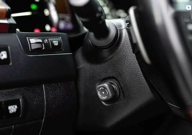 Лексус ЛХ, об'ємом двигуна 4.5 л та пробігом 139 тис. км за 64224 $, фото 18 на Automoto.ua