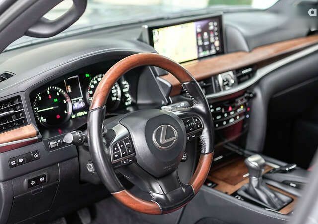 Лексус ЛХ, об'ємом двигуна 4.5 л та пробігом 139 тис. км за 64224 $, фото 14 на Automoto.ua