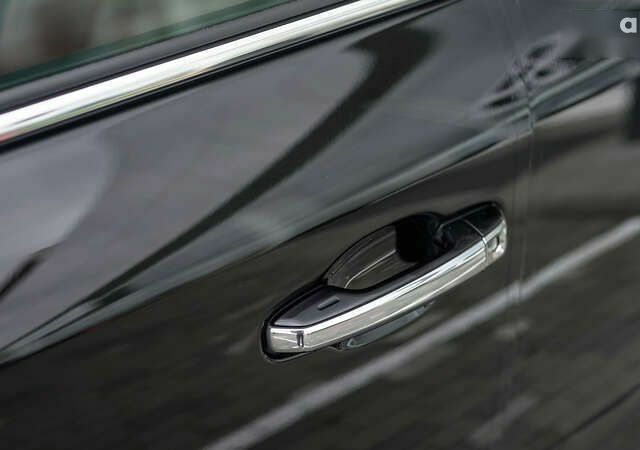 Лексус ЛХ, об'ємом двигуна 4.5 л та пробігом 68 тис. км за 72011 $, фото 12 на Automoto.ua