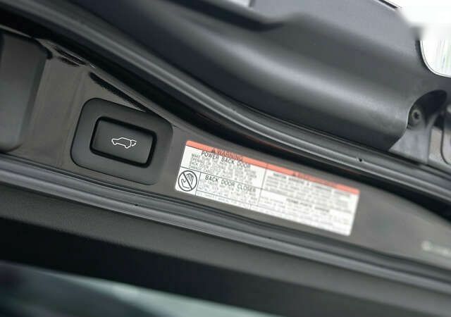 Лексус ЛХ, об'ємом двигуна 4.5 л та пробігом 68 тис. км за 72011 $, фото 10 на Automoto.ua