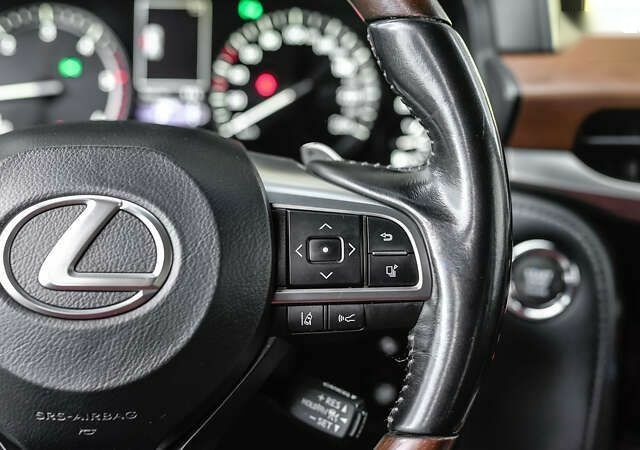 Лексус ЛХ, об'ємом двигуна 4.5 л та пробігом 139 тис. км за 64224 $, фото 20 на Automoto.ua