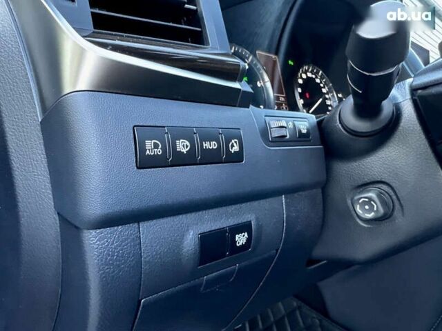 Лексус ЛХ, объемом двигателя 5.7 л и пробегом 81 тыс. км за 79900 $, фото 24 на Automoto.ua