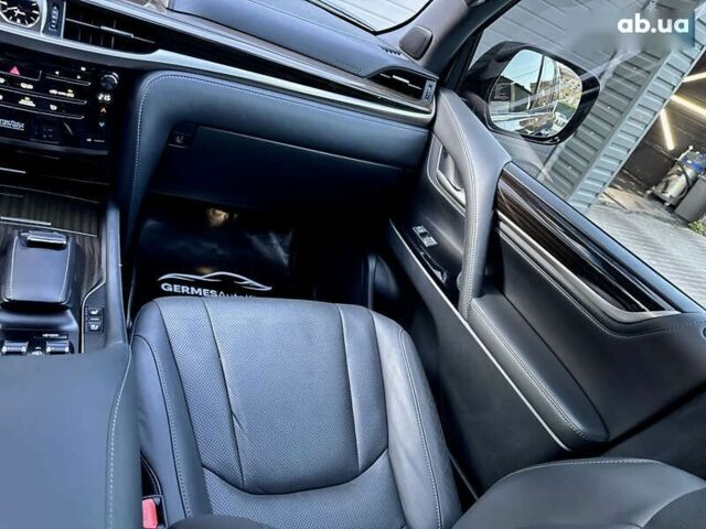 Лексус ЛХ, объемом двигателя 5.7 л и пробегом 81 тыс. км за 79900 $, фото 18 на Automoto.ua