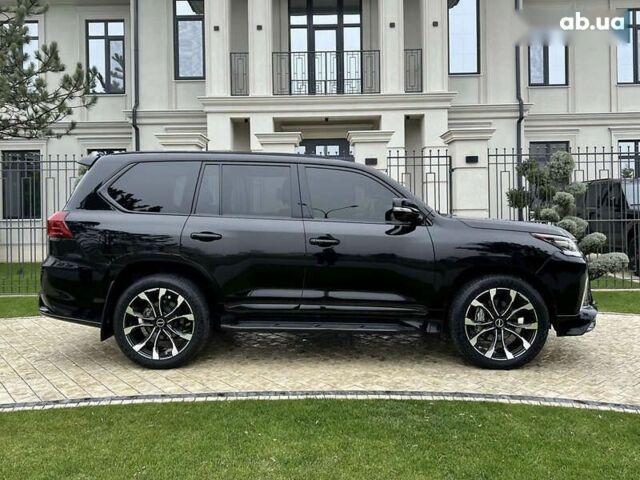 Лексус ЛХ, объемом двигателя 5.7 л и пробегом 27 тыс. км за 95000 $, фото 14 на Automoto.ua
