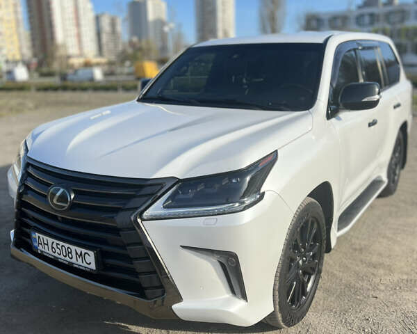 Лексус ЛХ, об'ємом двигуна 4.5 л та пробігом 199 тис. км за 66500 $, фото 6 на Automoto.ua