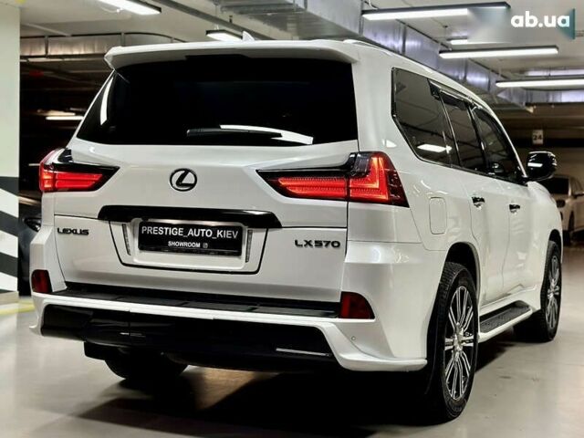 Лексус ЛХ, объемом двигателя 5.7 л и пробегом 118 тыс. км за 83000 $, фото 16 на Automoto.ua