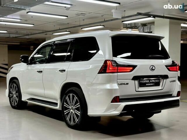 Лексус ЛХ, объемом двигателя 5.7 л и пробегом 118 тыс. км за 83000 $, фото 22 на Automoto.ua