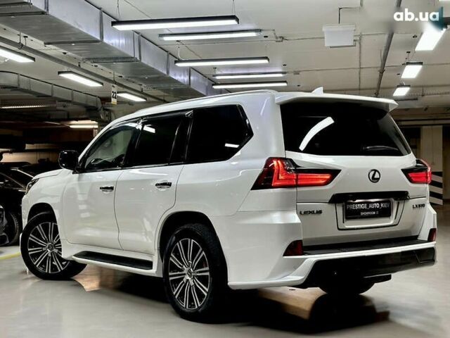 Лексус ЛХ, объемом двигателя 5.7 л и пробегом 118 тыс. км за 83000 $, фото 28 на Automoto.ua