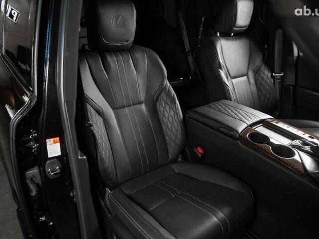 Лексус ЛХ, объемом двигателя 3.5 л и пробегом 35 тыс. км за 128500 $, фото 29 на Automoto.ua