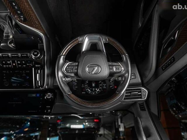 Лексус ЛХ, объемом двигателя 3.5 л и пробегом 35 тыс. км за 128500 $, фото 24 на Automoto.ua