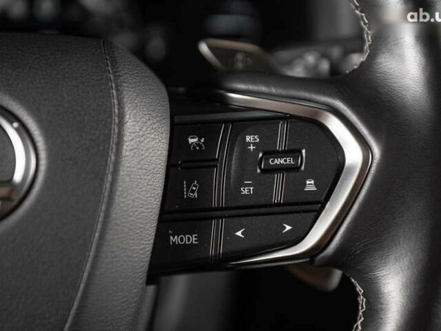 Лексус ЛХ, объемом двигателя 3.5 л и пробегом 35 тыс. км за 128500 $, фото 17 на Automoto.ua