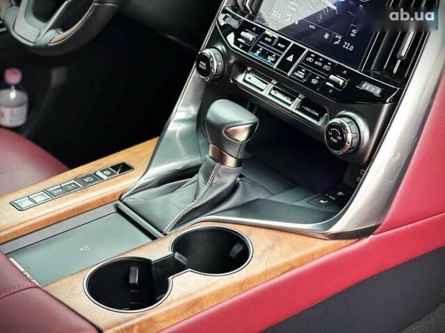 Лексус ЛХ, объемом двигателя 3.4 л и пробегом 30 тыс. км за 121000 $, фото 24 на Automoto.ua