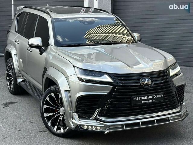 Лексус ЛХ, объемом двигателя 3.5 л и пробегом 95 тыс. км за 127000 $, фото 1 на Automoto.ua