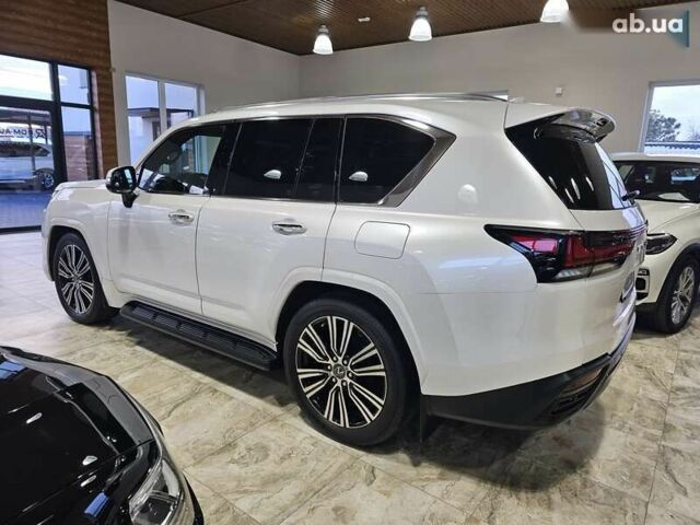 Лексус ЛХ, объемом двигателя 3.5 л и пробегом 12 тыс. км за 127500 $, фото 5 на Automoto.ua