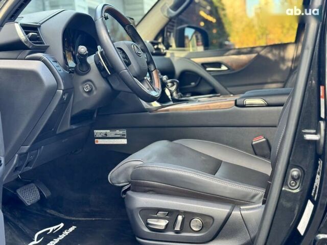Лексус ЛХ, объемом двигателя 3.4 л и пробегом 45 тыс. км за 115900 $, фото 21 на Automoto.ua