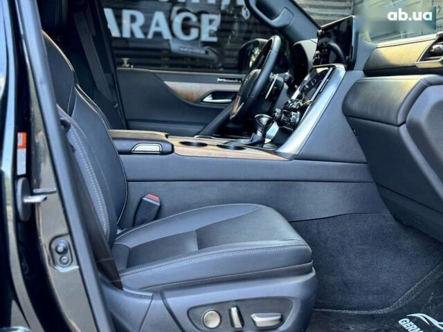 Лексус ЛХ, объемом двигателя 3.4 л и пробегом 45 тыс. км за 115900 $, фото 22 на Automoto.ua