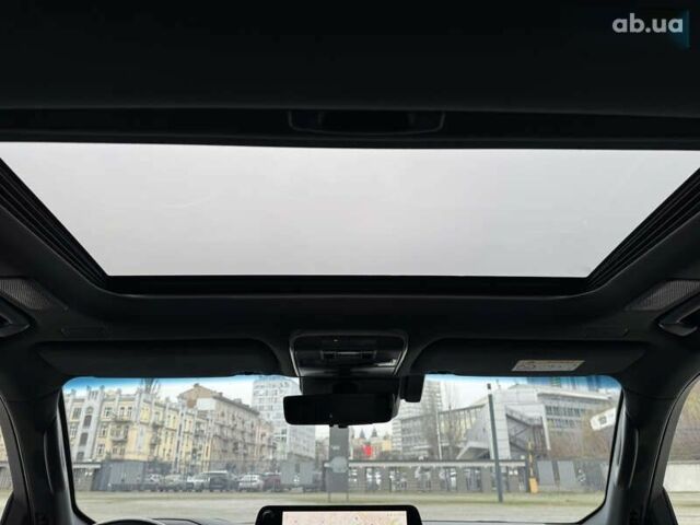 Лексус ЛХ, объемом двигателя 3.4 л и пробегом 47 тыс. км за 111111 $, фото 25 на Automoto.ua