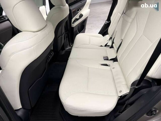 Лексус ЛХ, объемом двигателя 3.4 л и пробегом 9 тыс. км за 125990 $, фото 28 на Automoto.ua
