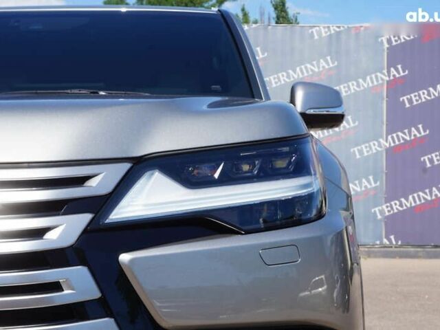 Лексус ЛХ, объемом двигателя 3.4 л и пробегом 8 тыс. км за 125000 $, фото 12 на Automoto.ua