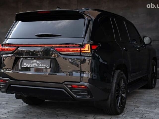 Лексус ЛХ, объемом двигателя 3.4 л и пробегом 70 тыс. км за 119000 $, фото 8 на Automoto.ua