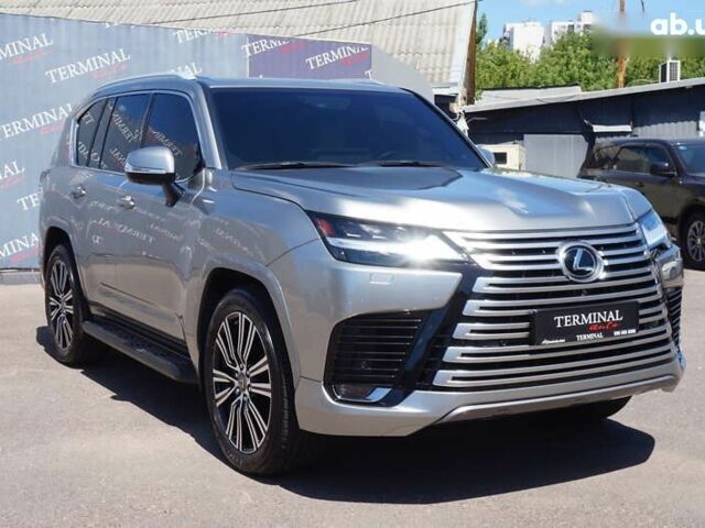 Лексус ЛХ, объемом двигателя 3.4 л и пробегом 8 тыс. км за 125000 $, фото 2 на Automoto.ua