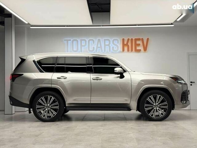 Лексус ЛХ, объемом двигателя 3.4 л и пробегом 9 тыс. км за 125990 $, фото 13 на Automoto.ua