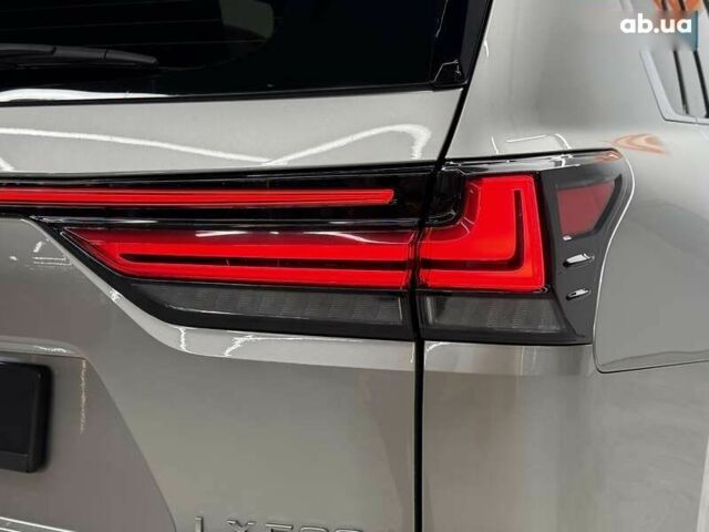 Лексус ЛХ, объемом двигателя 3.4 л и пробегом 9 тыс. км за 125990 $, фото 9 на Automoto.ua