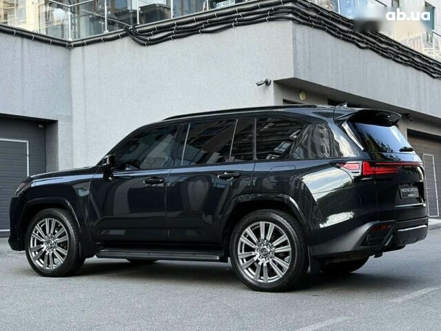 Лексус ЛХ, объемом двигателя 3.5 л и пробегом 29 тыс. км за 139000 $, фото 24 на Automoto.ua