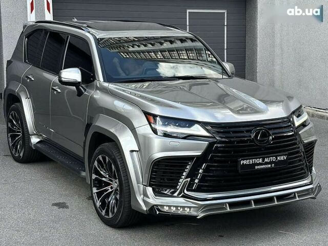 Лексус ЛХ, объемом двигателя 3.5 л и пробегом 95 тыс. км за 127000 $, фото 8 на Automoto.ua
