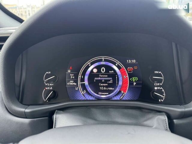 Лексус ЛХ, объемом двигателя 3.4 л и пробегом 47 тыс. км за 111111 $, фото 17 на Automoto.ua