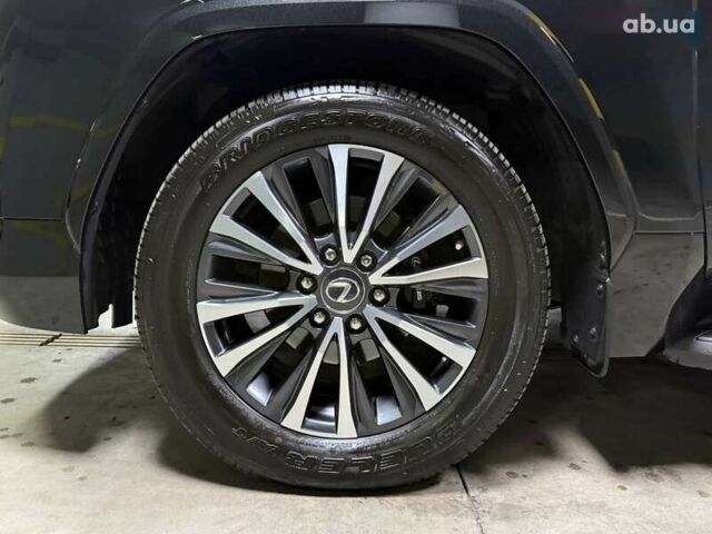 Лексус ЛХ, объемом двигателя 3.4 л и пробегом 35 тыс. км за 117500 $, фото 27 на Automoto.ua