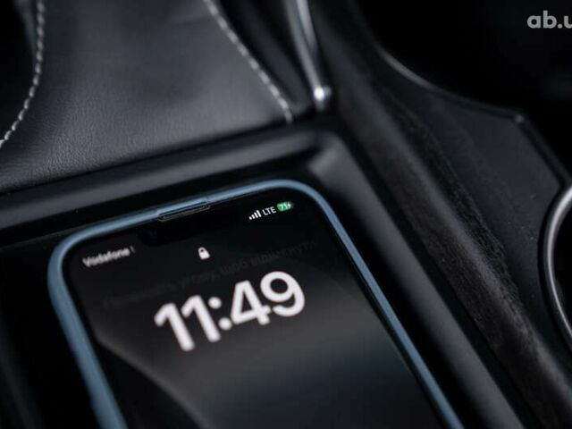 Лексус ЛХ, объемом двигателя 3.4 л и пробегом 70 тыс. км за 119000 $, фото 24 на Automoto.ua