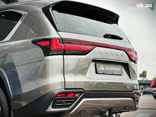 Лексус ЛХ, объемом двигателя 3.4 л и пробегом 30 тыс. км за 121000 $, фото 13 на Automoto.ua