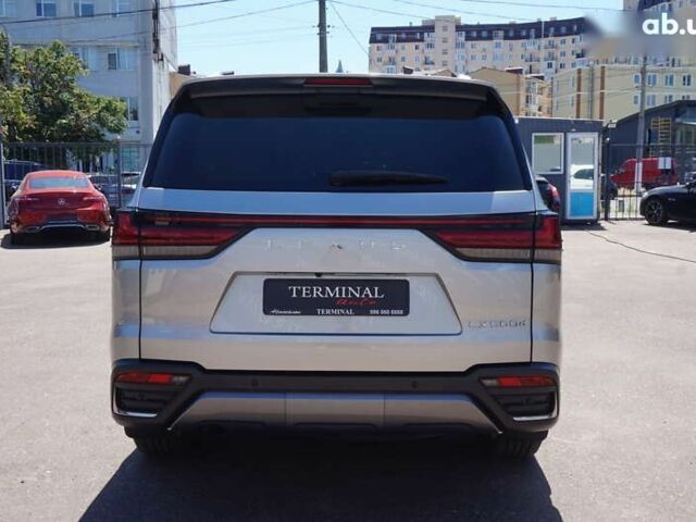 Лексус ЛХ, объемом двигателя 3.4 л и пробегом 8 тыс. км за 125000 $, фото 5 на Automoto.ua