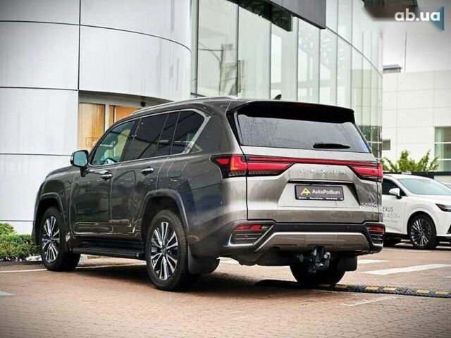 Лексус ЛХ, объемом двигателя 3.4 л и пробегом 30 тыс. км за 121000 $, фото 8 на Automoto.ua